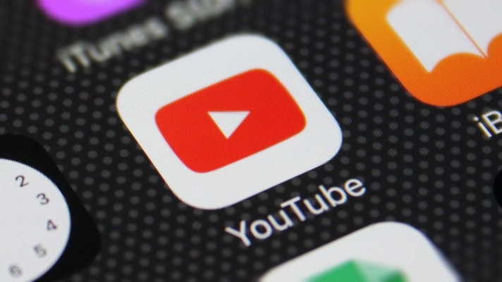 YouTube enviará una notificación a los usuarios si su comentario es ofensivo • TechCrunch
